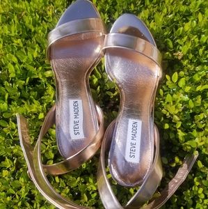 Steve Madden metallic rose gold heels size 8.5